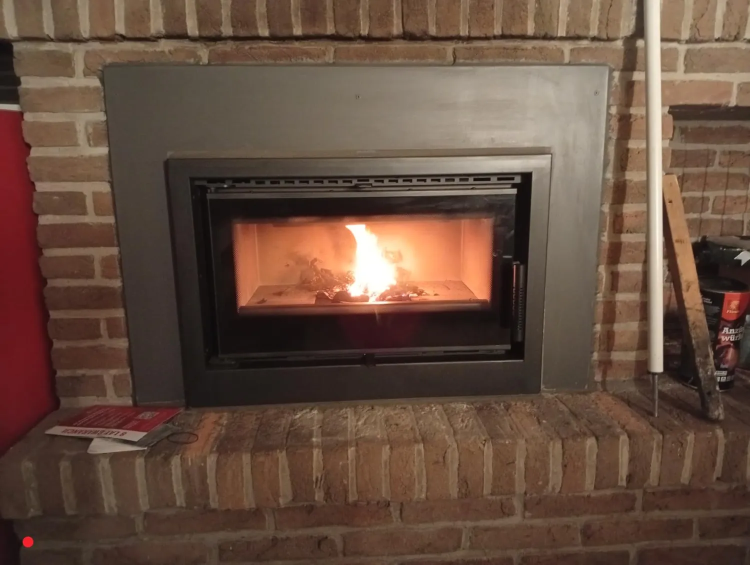 Kratki Kaseta 8 kW inserto camino legna ventilato A+